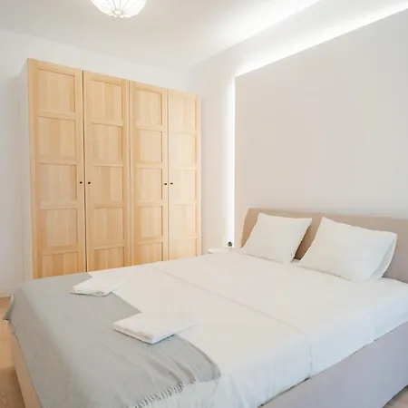 Apartment High-end In Politehnica Park - Iuliu Maniu 6r - New Bucharest