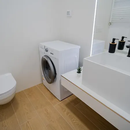 Apartment High-end In Politehnica Park - Iuliu Maniu 6r - New *