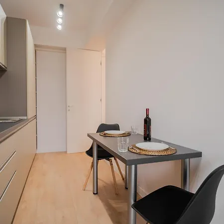 Apartment High-end In Politehnica Park - Iuliu Maniu 6r - New *