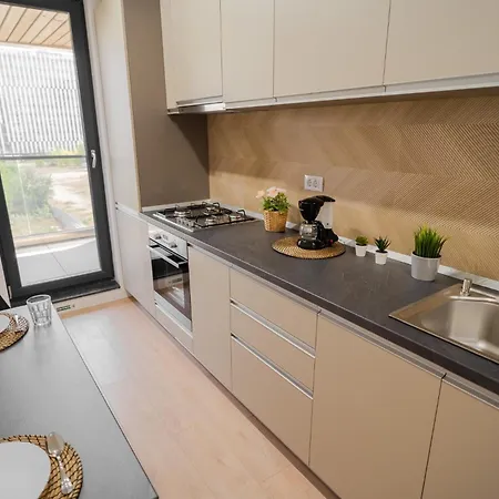 Apartment High-end In Politehnica Park - Iuliu Maniu 6r - New